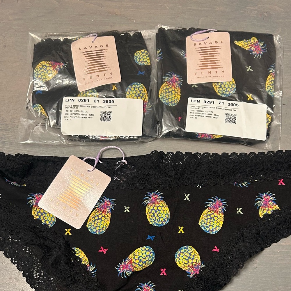 3 New Fenty Savage panties💕